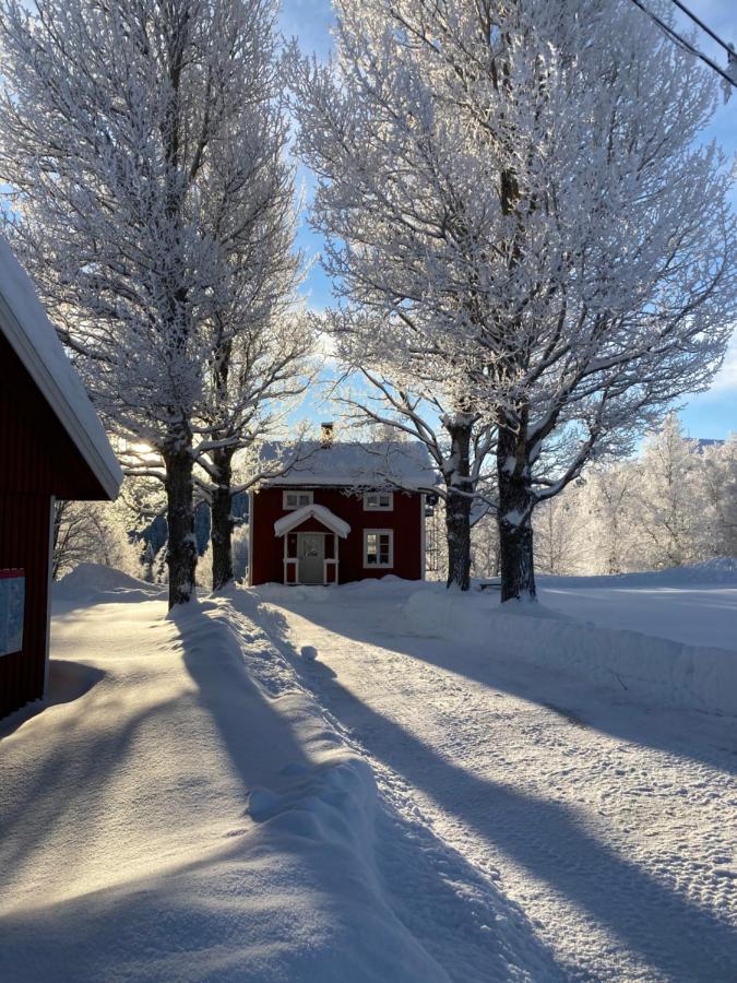 Valagardens Vaerdshus Och Camping Ab Valadalen ภายนอก รูปภาพ